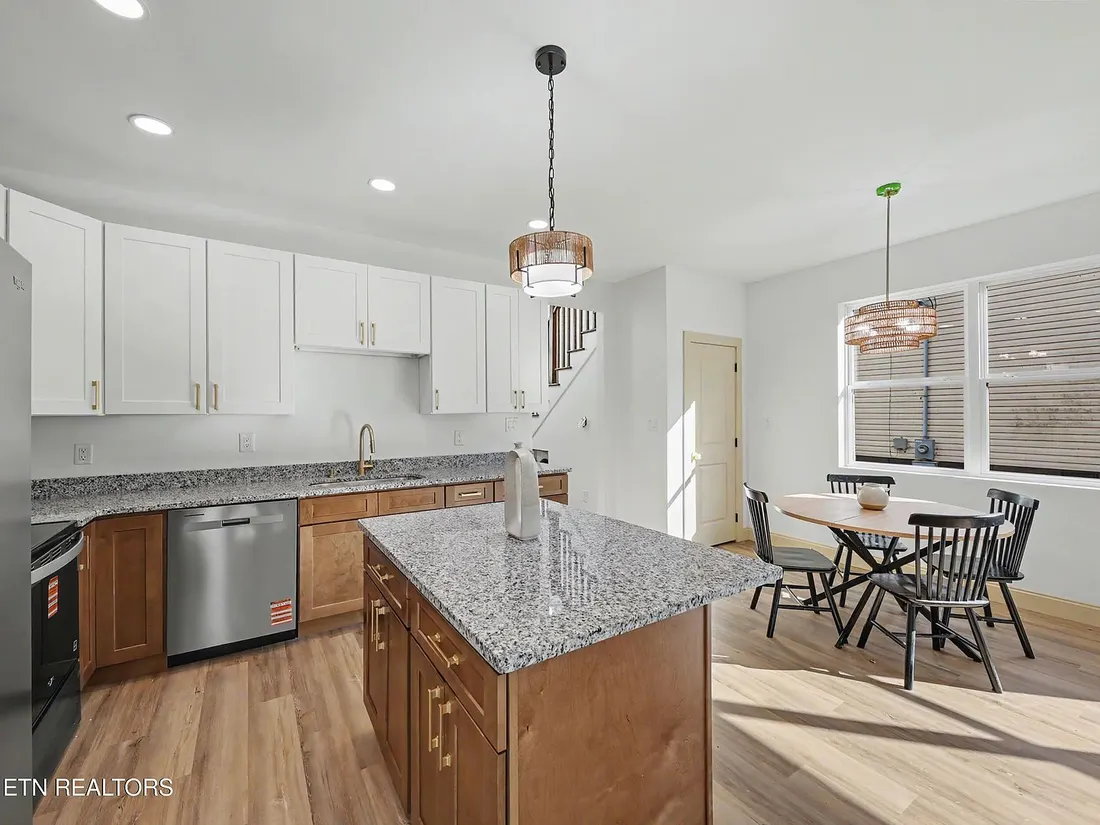 4913 Tenwood Dr NW — photo 3